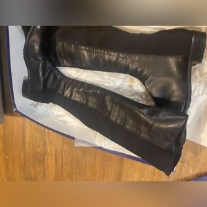 Stuart Weitzman size 9 Black Nappa 5050